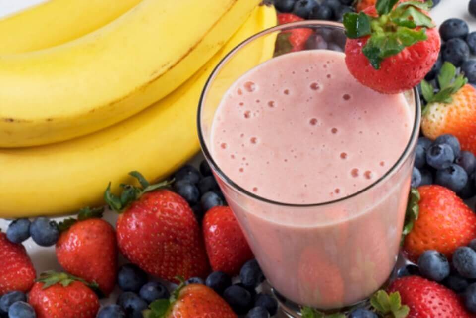 Banános-bogyós smoothie recept az egészséges ízülekért